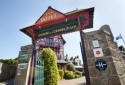 The hotel is 1 km from the Saint-Malo ferry terminal. Free WiFi
